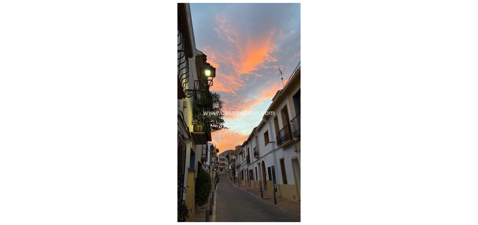 Sale - Townhouse - La Nucía - Costa Blanca