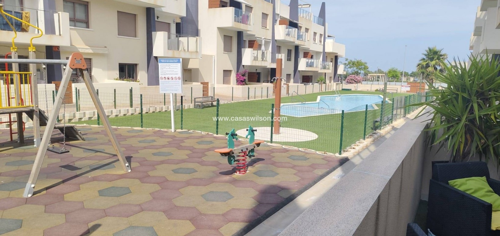 Sale - Bungalow - Pilar de la Horadada - La Torre de la Horadada