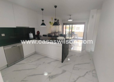 Sale - Bungalow - Pilar de la Horadada - La Torre de la Horadada