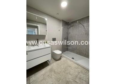 Sale - Bungalow - Torrevieja - Costa Blanca