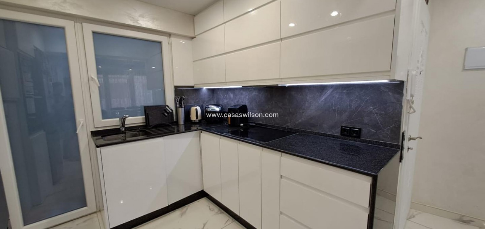 Sale - Apartment - Torrevieja - Costa Blanca