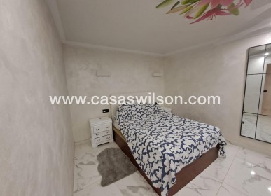 Sale - Apartment - Torrevieja - Costa Blanca