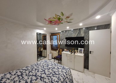 Sale - Apartment - Torrevieja - Costa Blanca