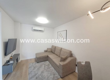 Sale - Townhouse - Torrevieja - Costa Blanca