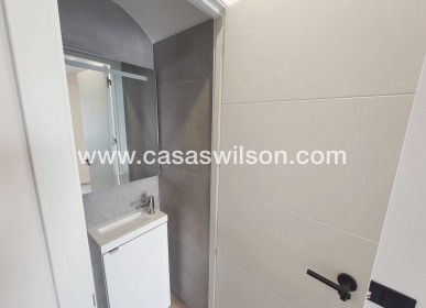 Sale - Townhouse - Torrevieja - Costa Blanca