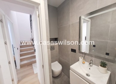 Sale - Townhouse - Torrevieja - Costa Blanca