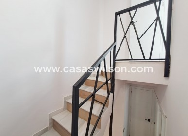 Sale - Townhouse - Torrevieja - Costa Blanca