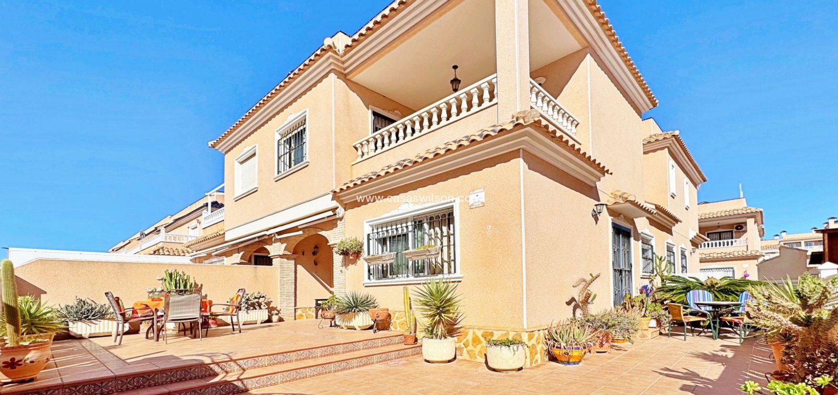 Sale - Townhouse - Orihuela Costa - Costa Blanca