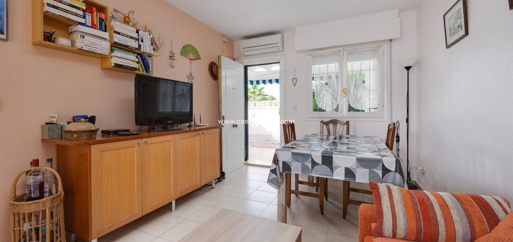 Sale - Villa - Orihuela Costa - La Florida