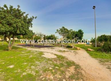 Sale - Villa - Orihuela Costa - La Florida