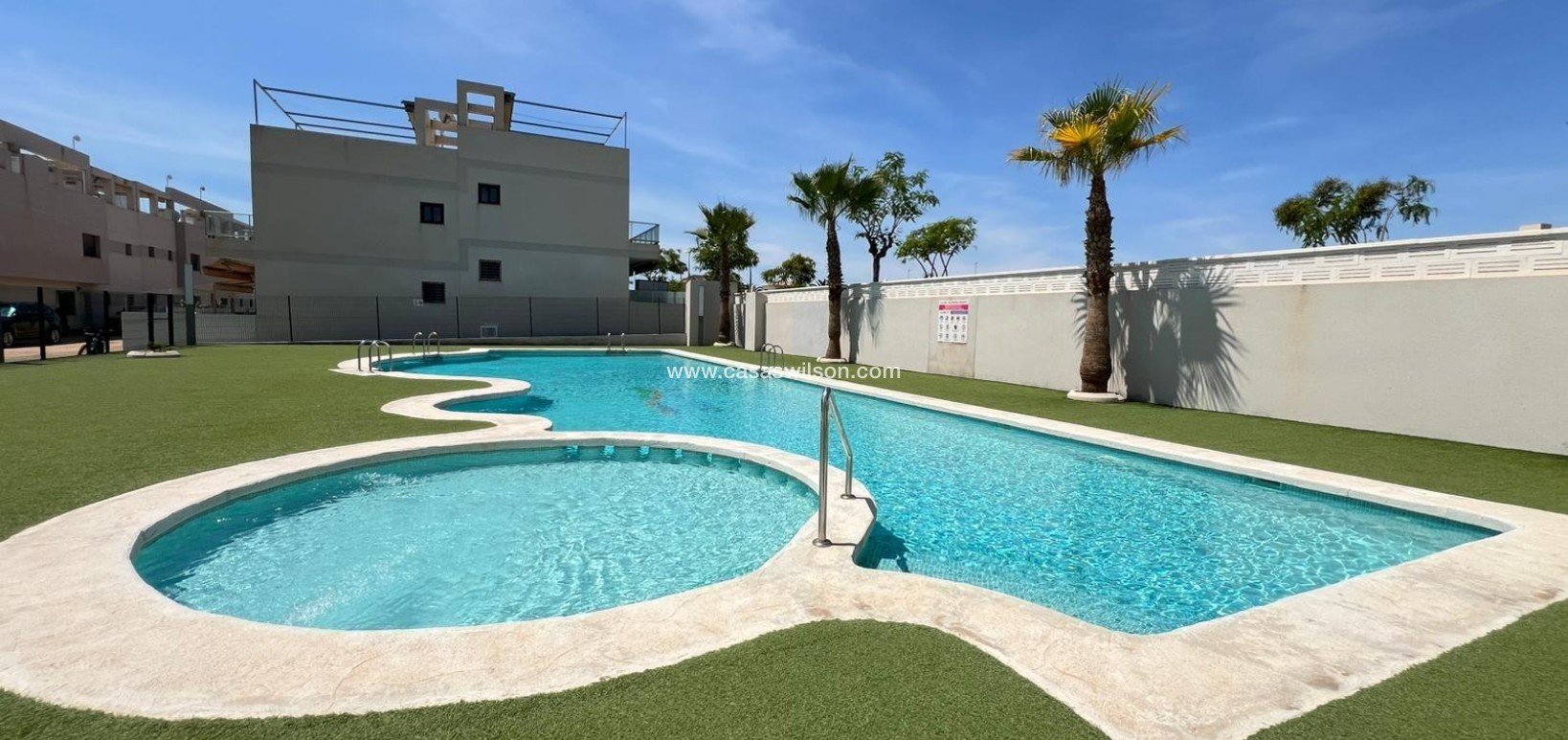 Sale - Bungalow - Pilar de la Horadada - Torre de la Horadada