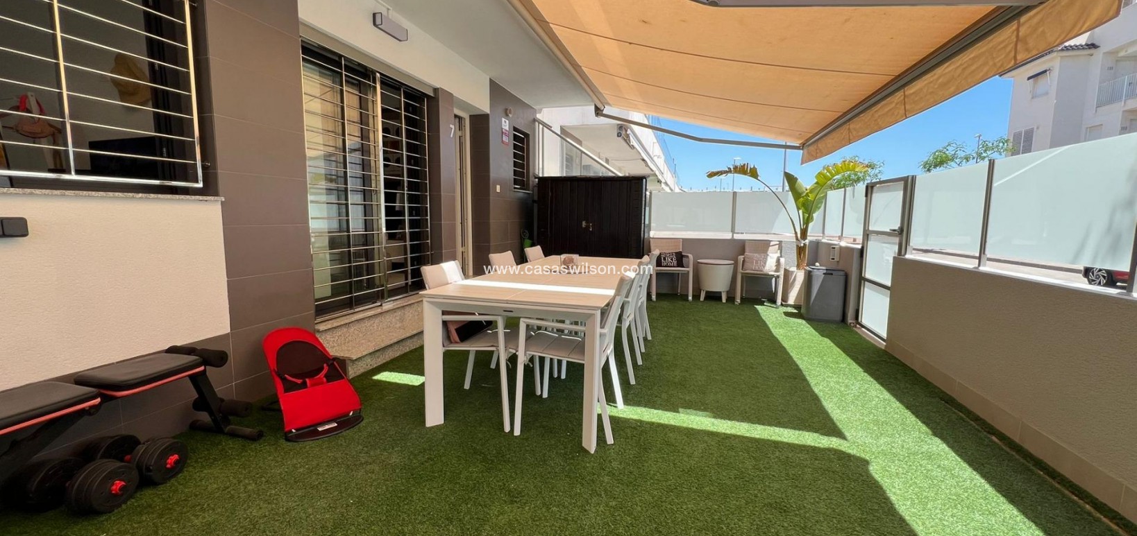 Sale - Bungalow - Pilar de la Horadada - Torre de la Horadada