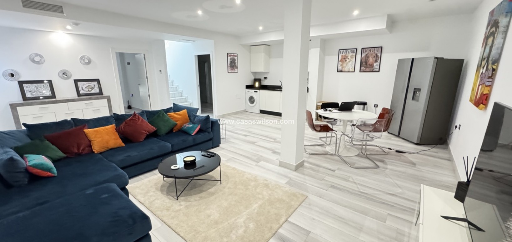 Sale - Villa - Lomas De Cabo Roig