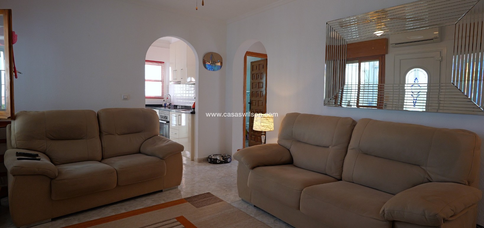 Sale - Villa - Torrevieja - Costa Blanca