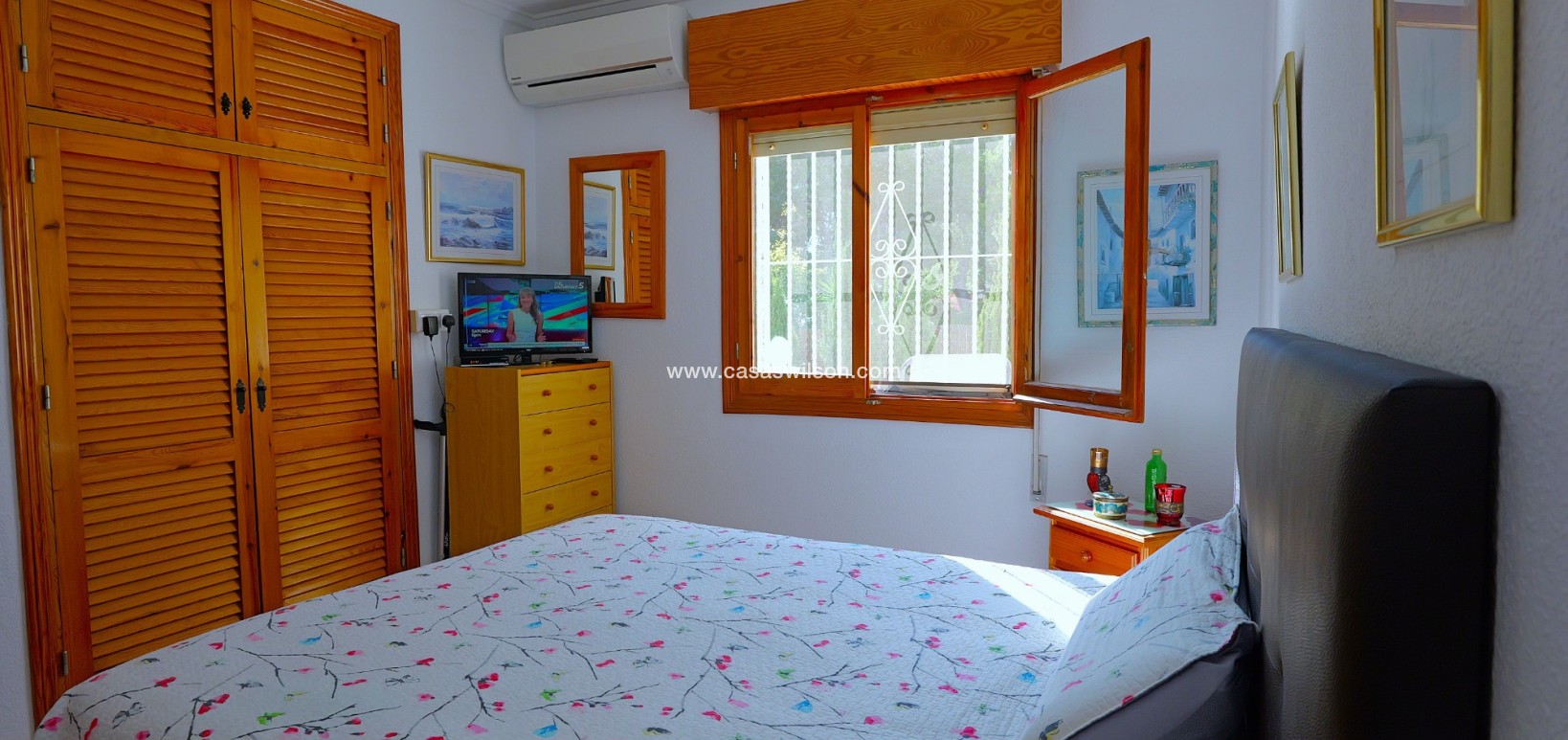 Sale - Villa - Torrevieja - Costa Blanca