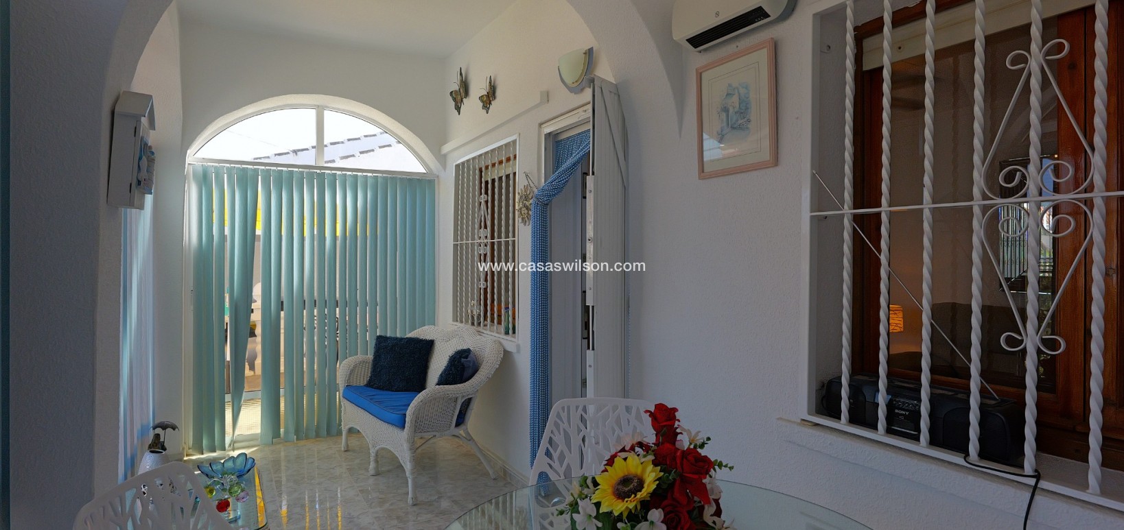 Sale - Villa - Torrevieja - Costa Blanca