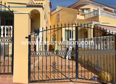 Sale - Townhouse - Villamartin - Costa Blanca
