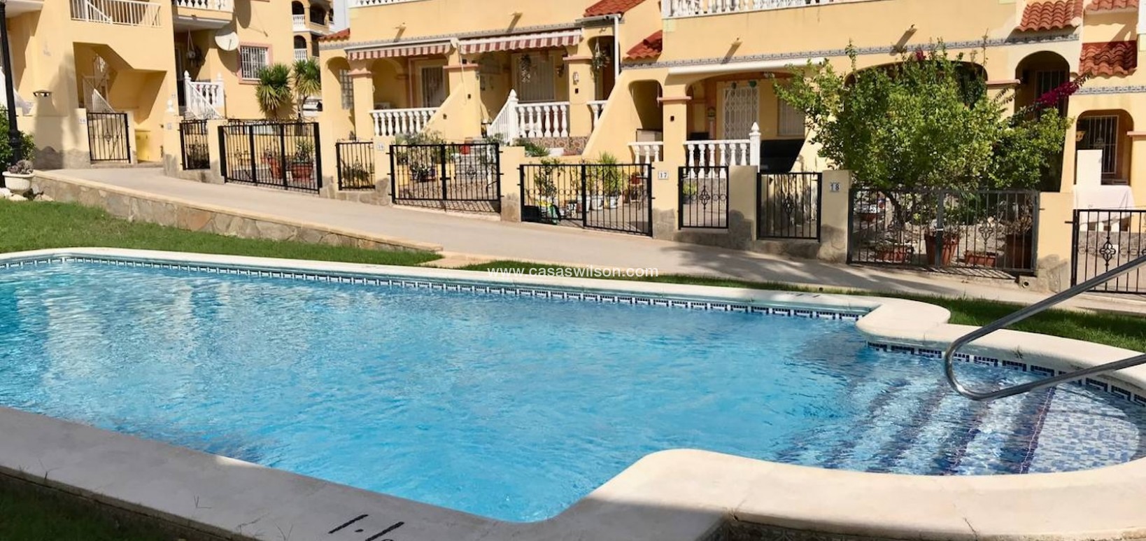 Sale - Townhouse - Villamartin - Costa Blanca