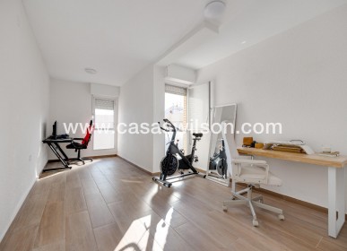 Sale - Appartement - Torrevieja - Centro