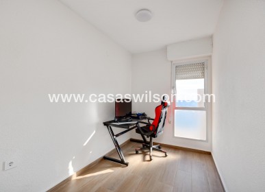 Sale - Appartement - Torrevieja - Centro