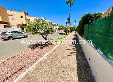 Sale - Bungalow - Torrevieja - Torreblanca