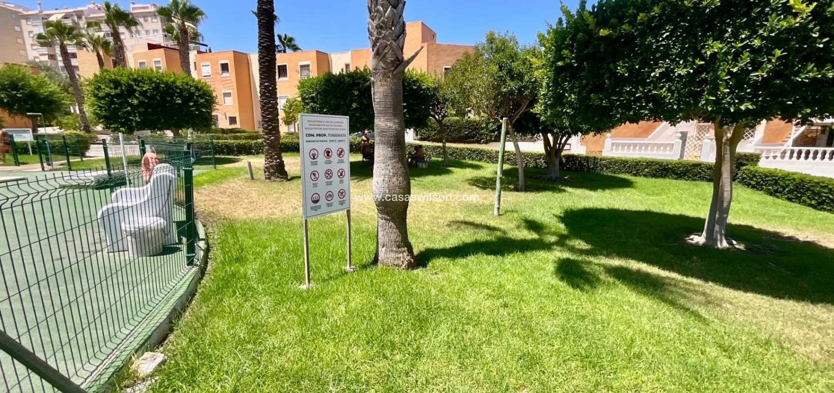 Sale - Bungalow - Torrevieja - Torreblanca