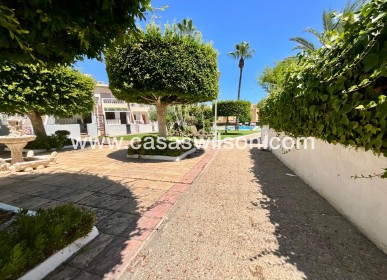 Sale - Bungalow - Torrevieja - Torreblanca