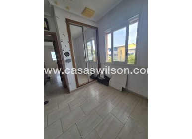 Sale - Appartement - Torrevieja - Aguas Nuevas