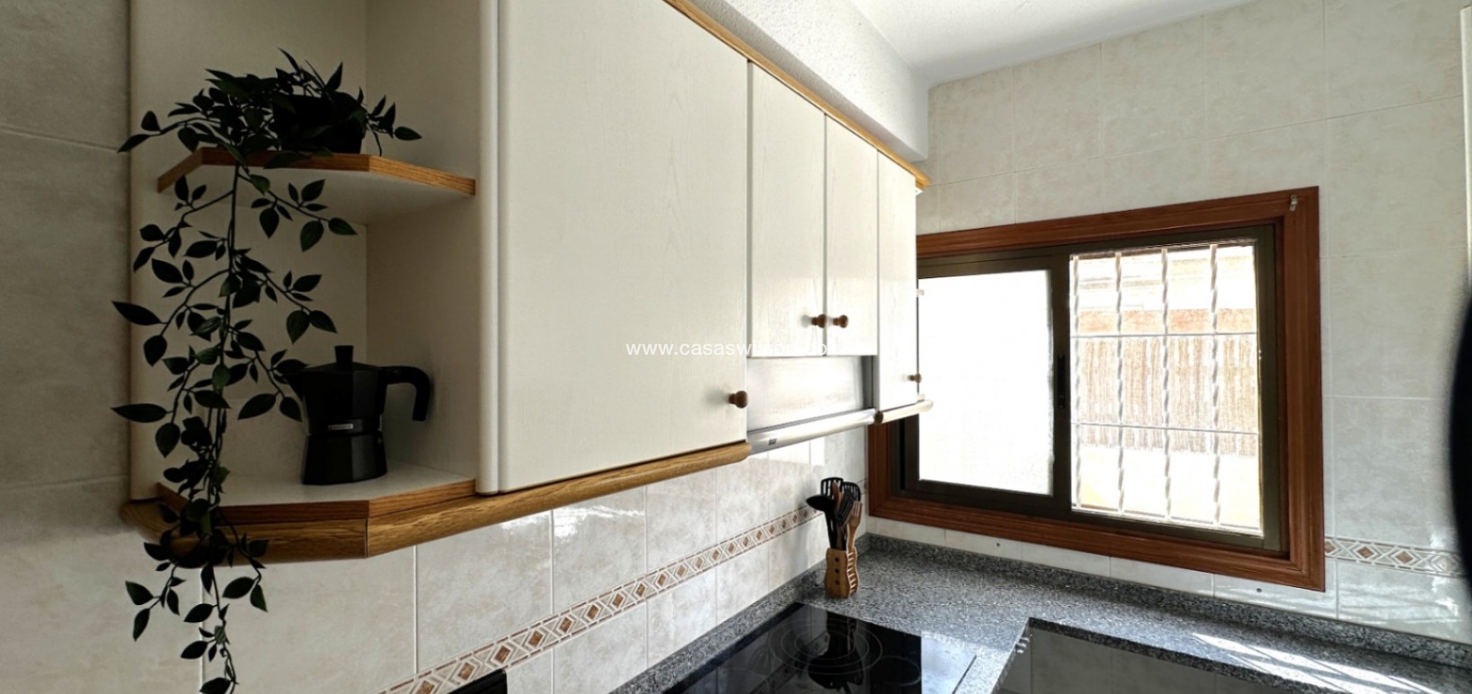 Sale - Bungalow - Orihuela - Inland