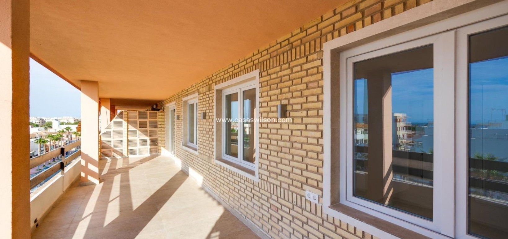 Sale - Apartment - Torrevieja - Costa Blanca