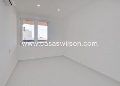 Sale - Apartment - Torrevieja - Costa Blanca