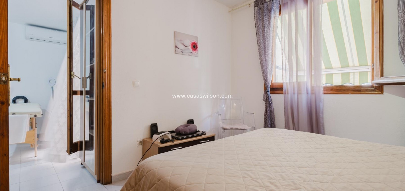 Sale - Apartment - Torrevieja - Costa Blanca
