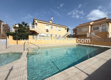 Sale - Bungalow - Torrevieja - Los Frutales