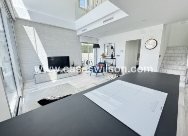 Sale - Villa - Lomas De Cabo Roig