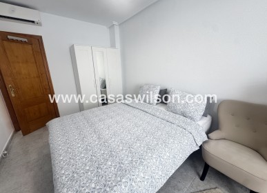 Sale - Villa - Villamartin - Villamartín