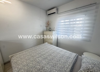 Sale - Villa - Villamartin - Villamartín