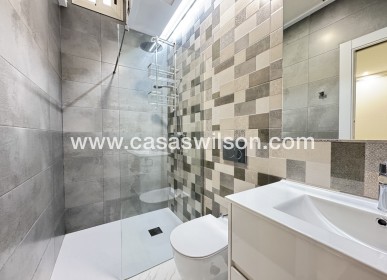 Sale - Villa - Villamartin - Villamartín