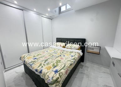 Sale - Villa - Villamartin - Villamartín