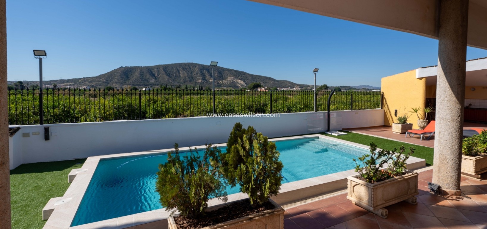 Sale - Country Property/Finca - Orihuela