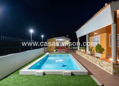 Sale - Country Property/Finca - Orihuela