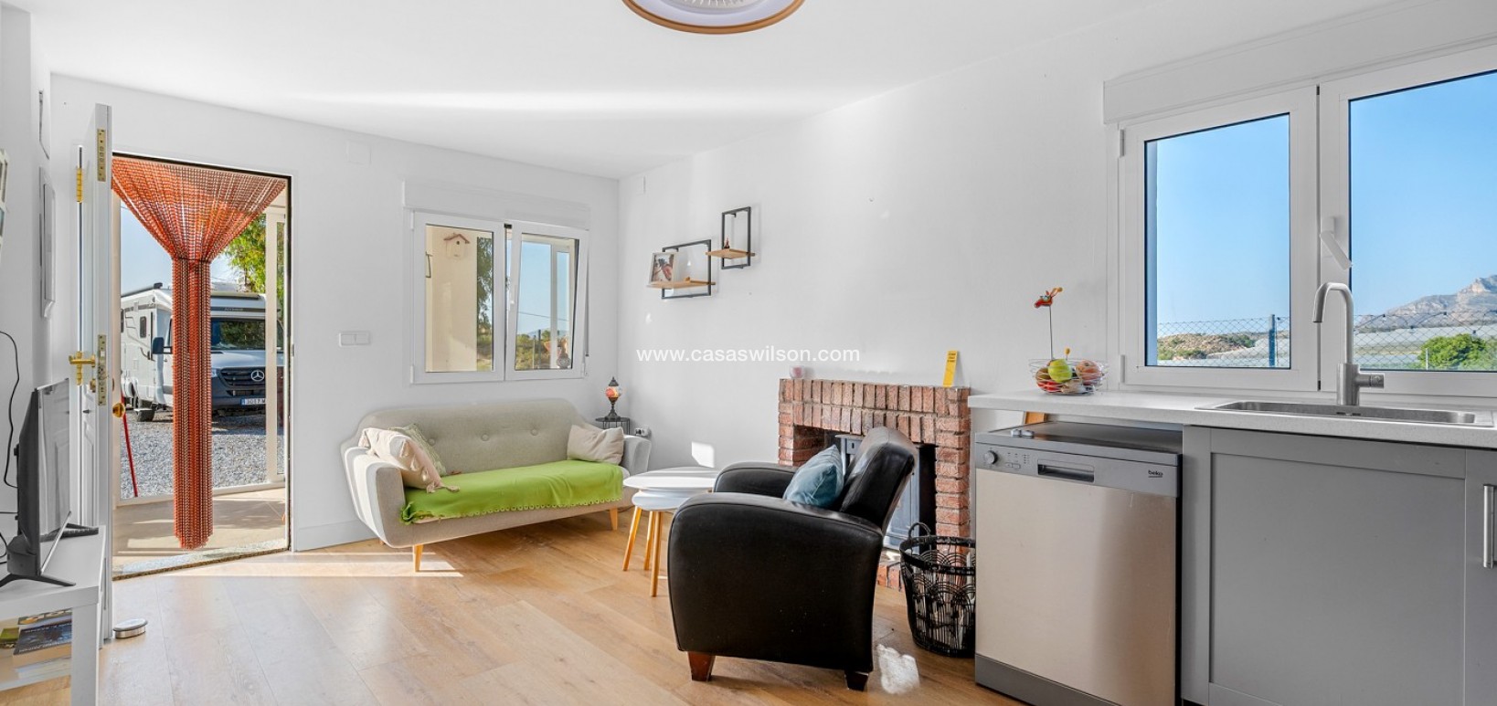 Sale - Country Property/Finca - Crevillente - Inland