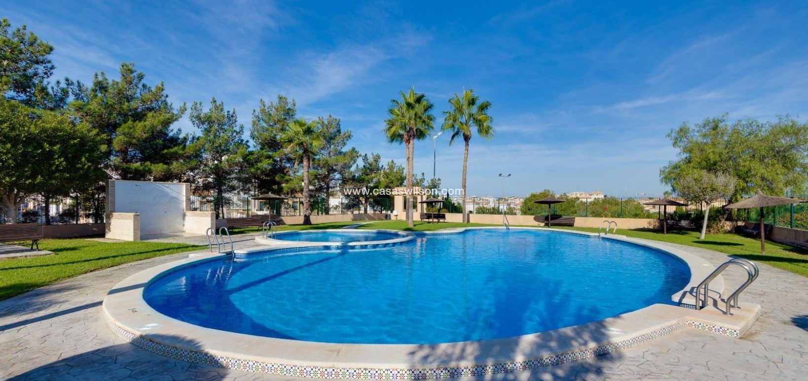Sale - Bungalow - Orihuela Costa - Los Altos