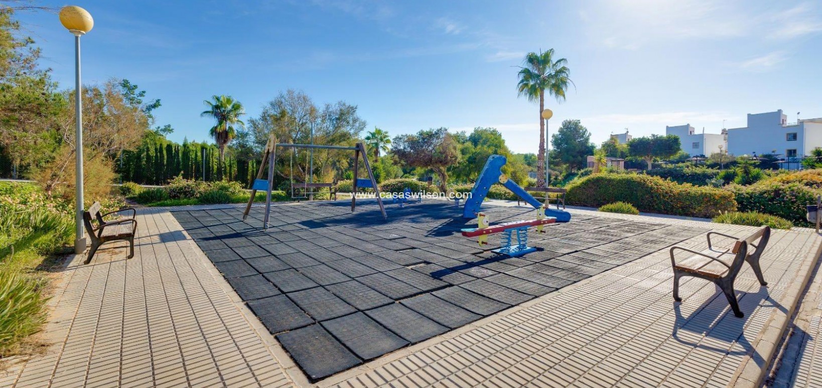 Sale - Bungalow - Orihuela Costa - Los Altos