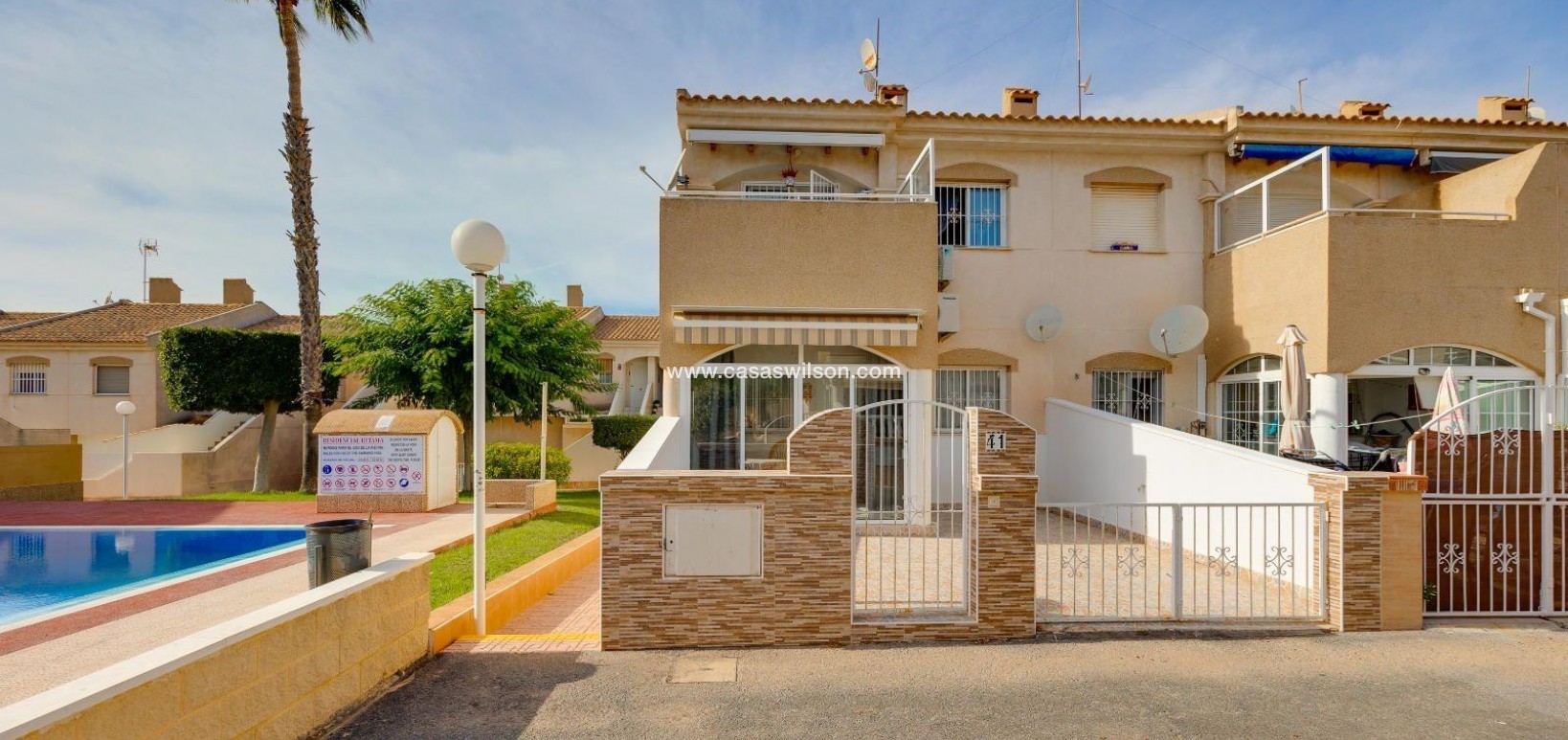 Sale - Bungalow - Torrevieja - Aguas nuevas 2