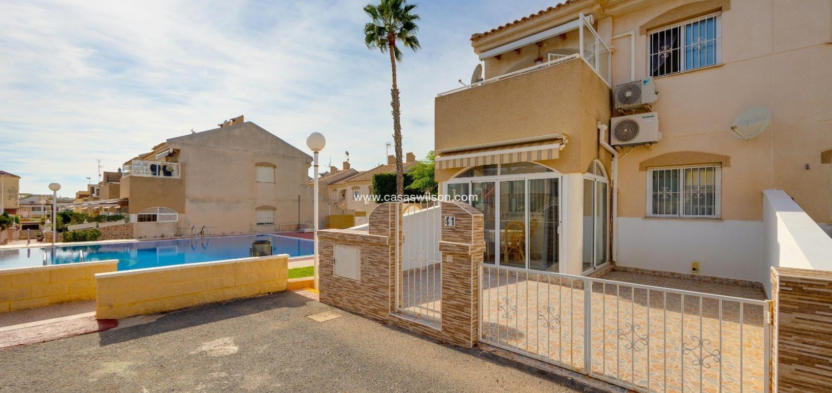 Sale - Bungalow - Torrevieja - Aguas nuevas 2