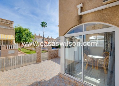 Sale - Bungalow - Torrevieja - Aguas nuevas 2