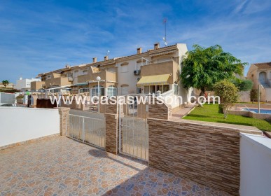 Sale - Bungalow - Torrevieja - Aguas nuevas 2
