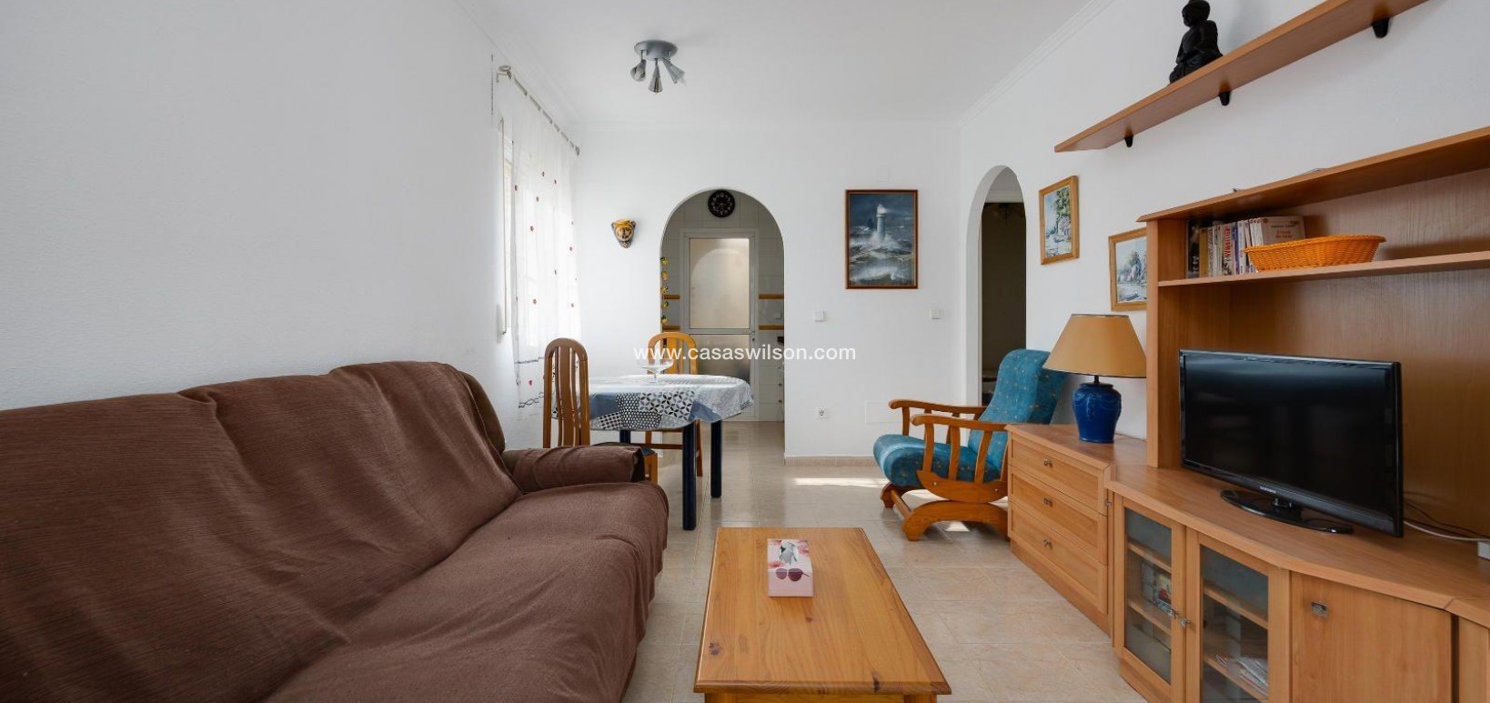 Sale - Bungalow - Torrevieja - Aguas nuevas 2