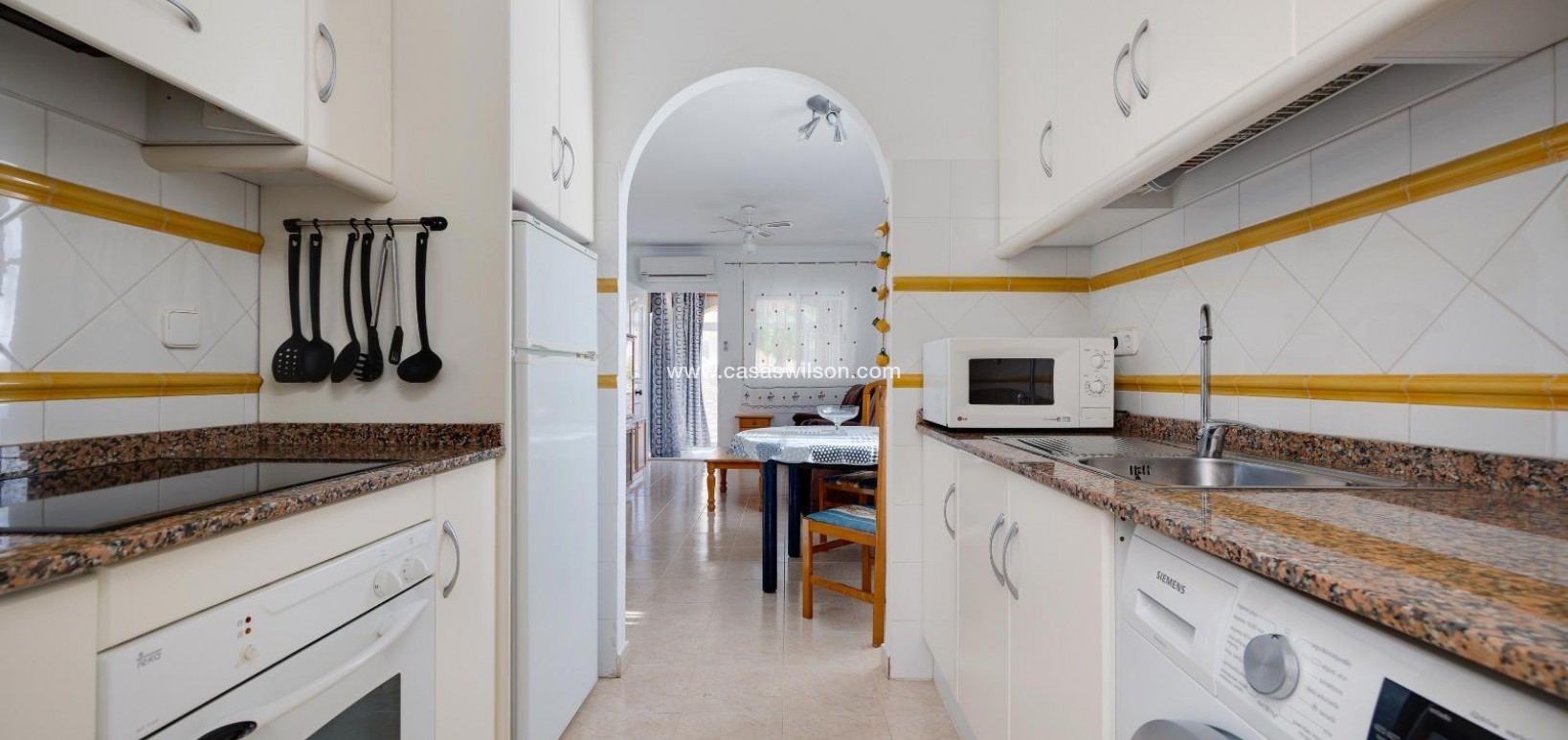 Sale - Bungalow - Torrevieja - Aguas nuevas 2