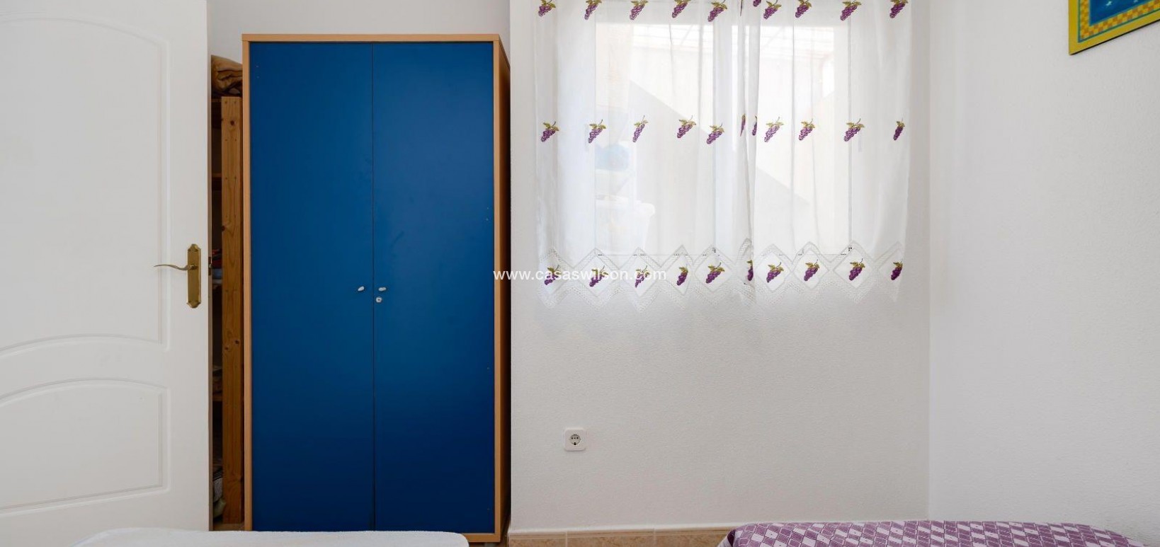 Sale - Bungalow - Torrevieja - Aguas nuevas 2